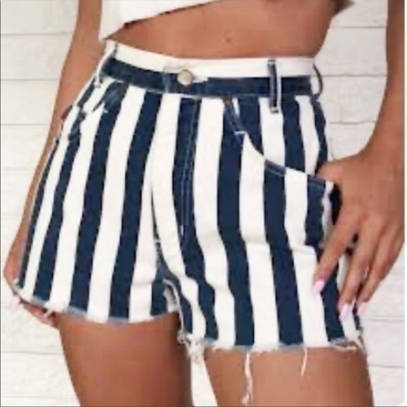 Fidelity Pants - Fidelity women’s jean shorts Size 27